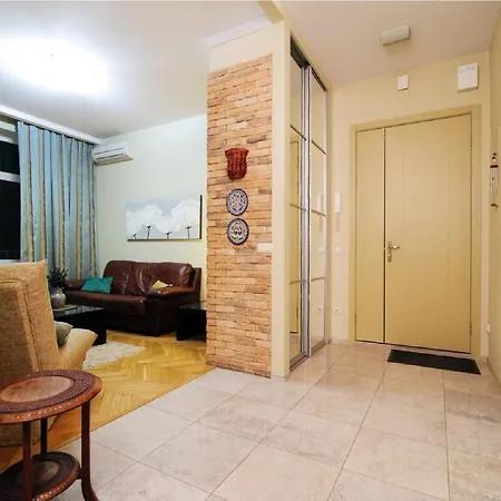 Apartment Kvartira Nezavisimosti 78
